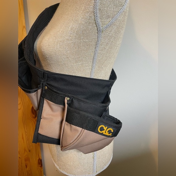 CLC -Work Gear 12 Pocket Tool Belt Work Apron - Picture 3 of 4